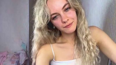 AnnmarieBroody from France