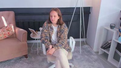 HannahBooze from United States