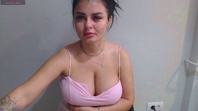 Issabella18 from United States