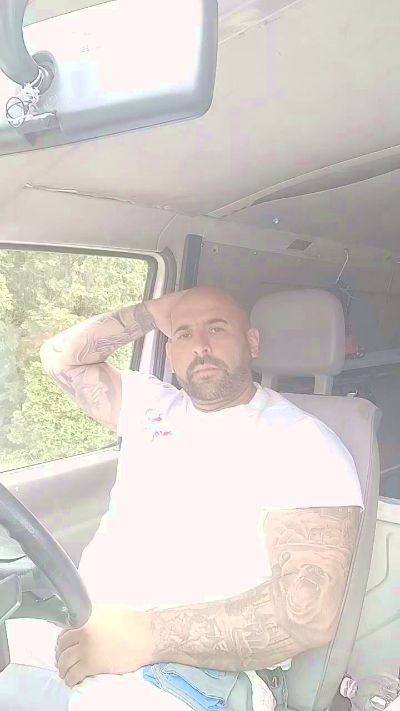 Jack198303 from United Kingdom