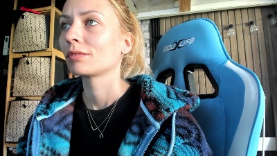 Karoline121 from Georgia