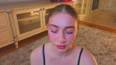 LilianHathaway from France