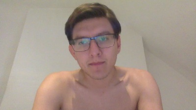 Londonboy405 from United Kingdom