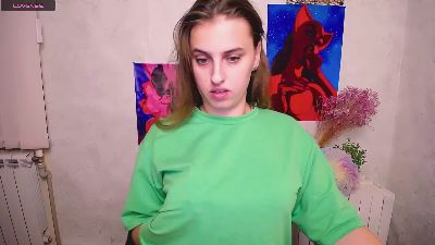 MariaSmilee_ from United States