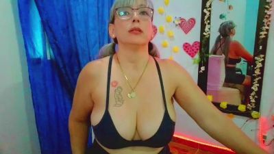 NathalyEva from Colombia