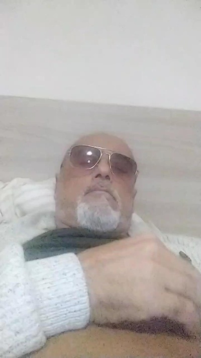 Papi_Gio from Italy