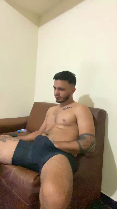 SamMartin_hot from Colombia