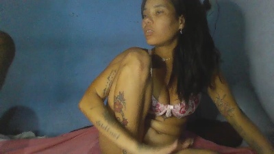 Thas99 from Brazil