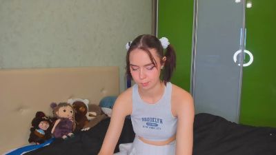 YanHavely from United States