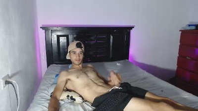 abrahamm25 from Colombia