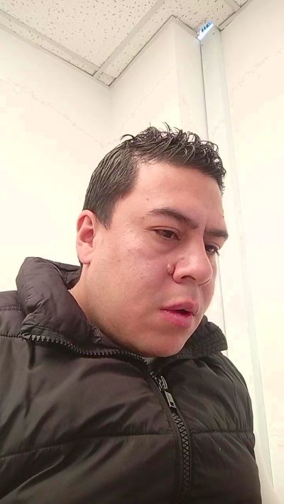andersonl225 from Colombia