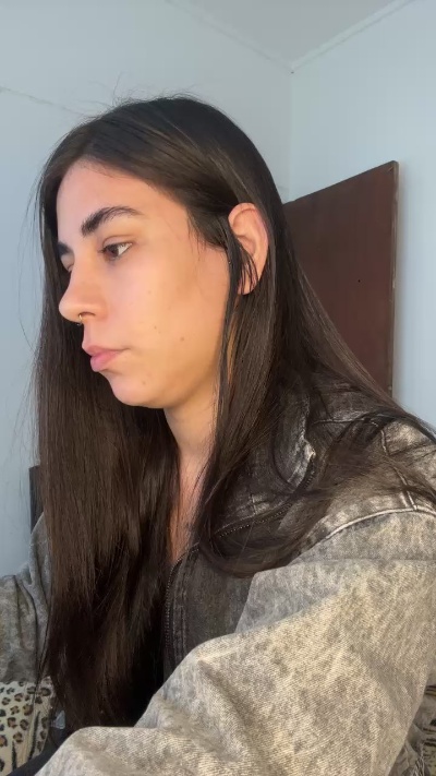 kady7 from Uruguay