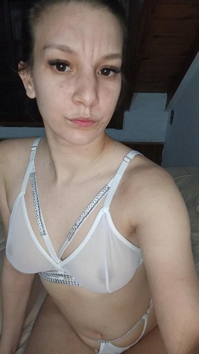 nicolee_21 from Argentina