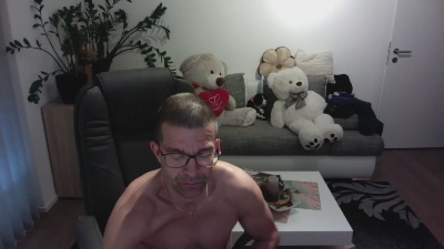 rene605 from Switzerland
