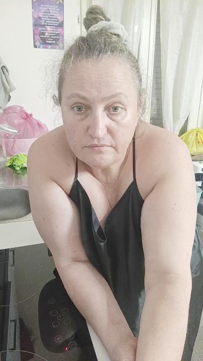 veronica237 from Italy